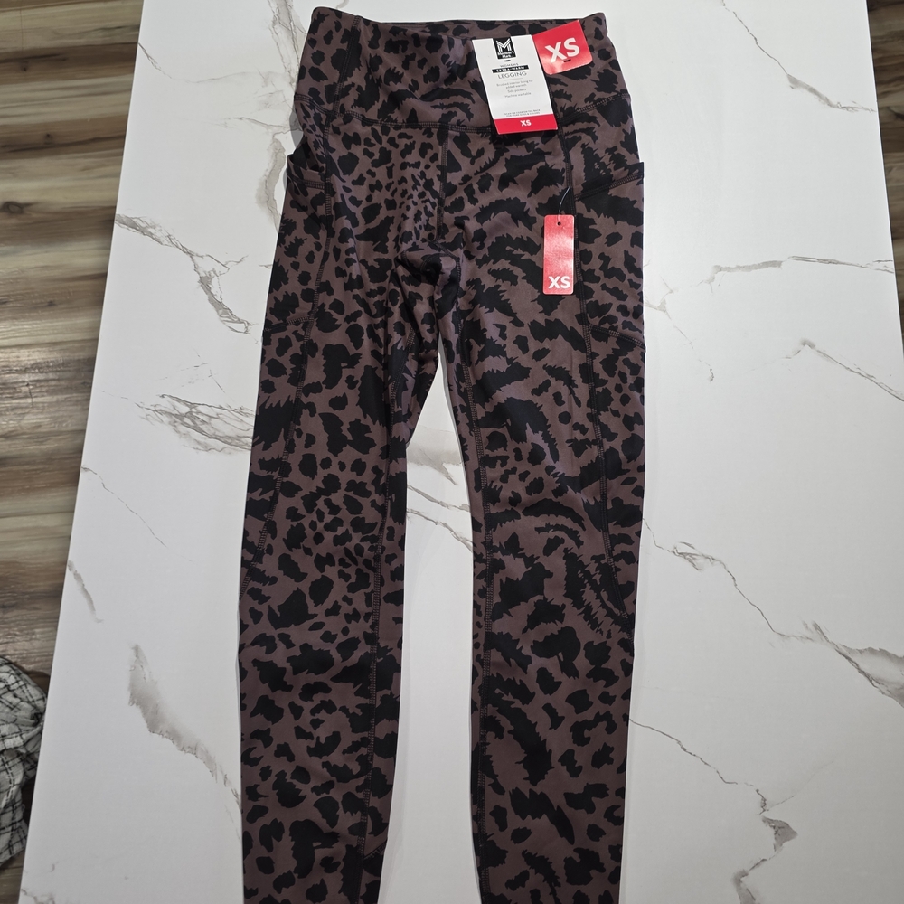 Women's Leopard Print Leggings - Black and Brown